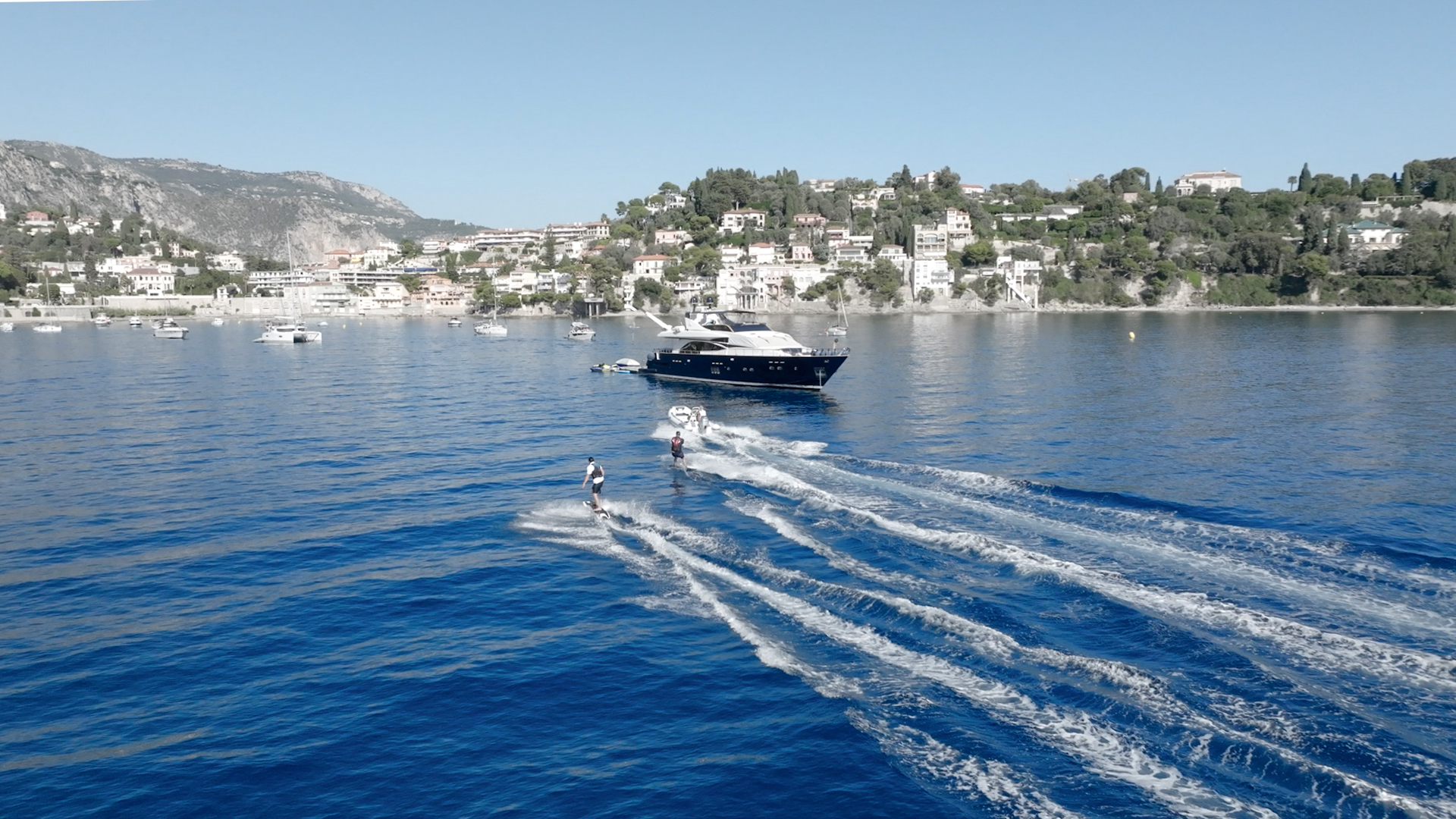 Lady Amanda on French Riviera, Water Toys