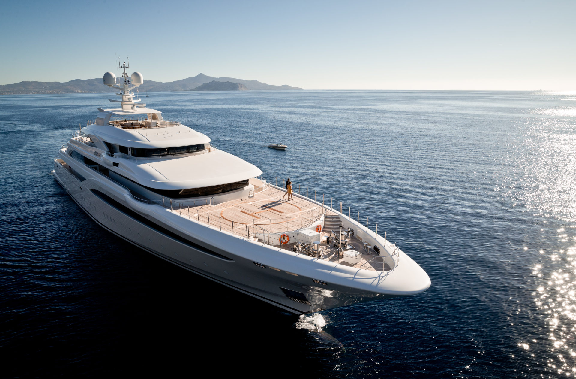 O'ptasia yacht charter TJB Super yachts